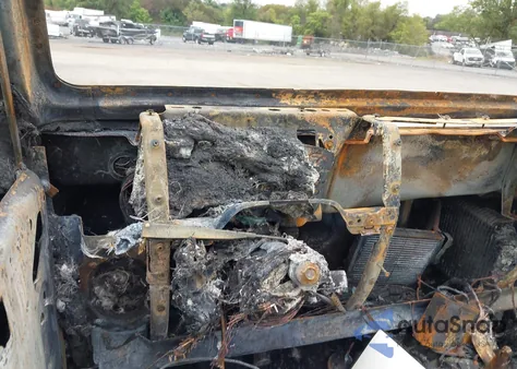 2001 Jeep Wrangler Sport z USA, uszkodzony, nr VIN 1J4FA49S91P328135